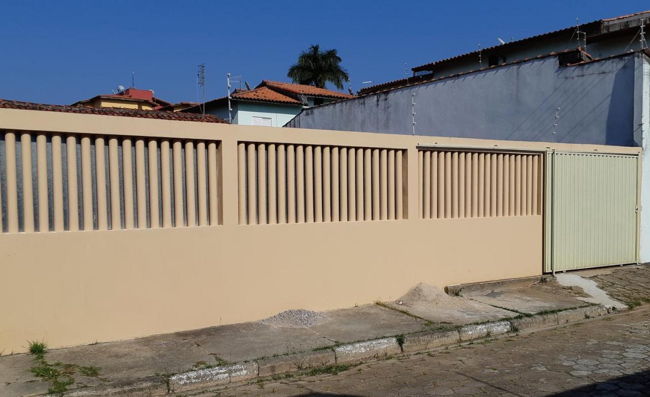 Confortavel Casa Com Piscina E Churrasqueira A 100M Da Praia Caraguatatuba Exterior foto