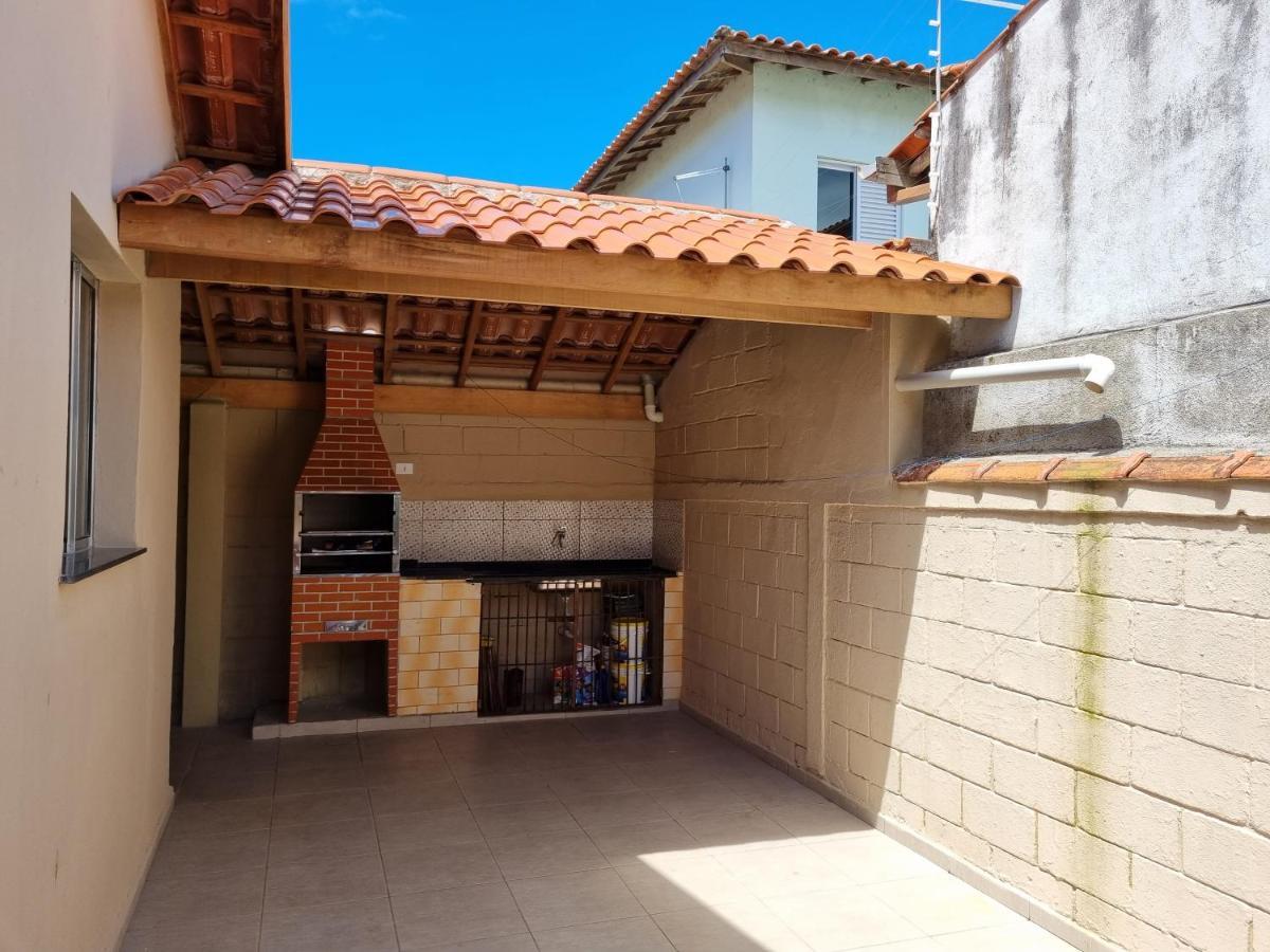 Confortavel Casa Com Piscina E Churrasqueira A 100M Da Praia Caraguatatuba Exterior foto
